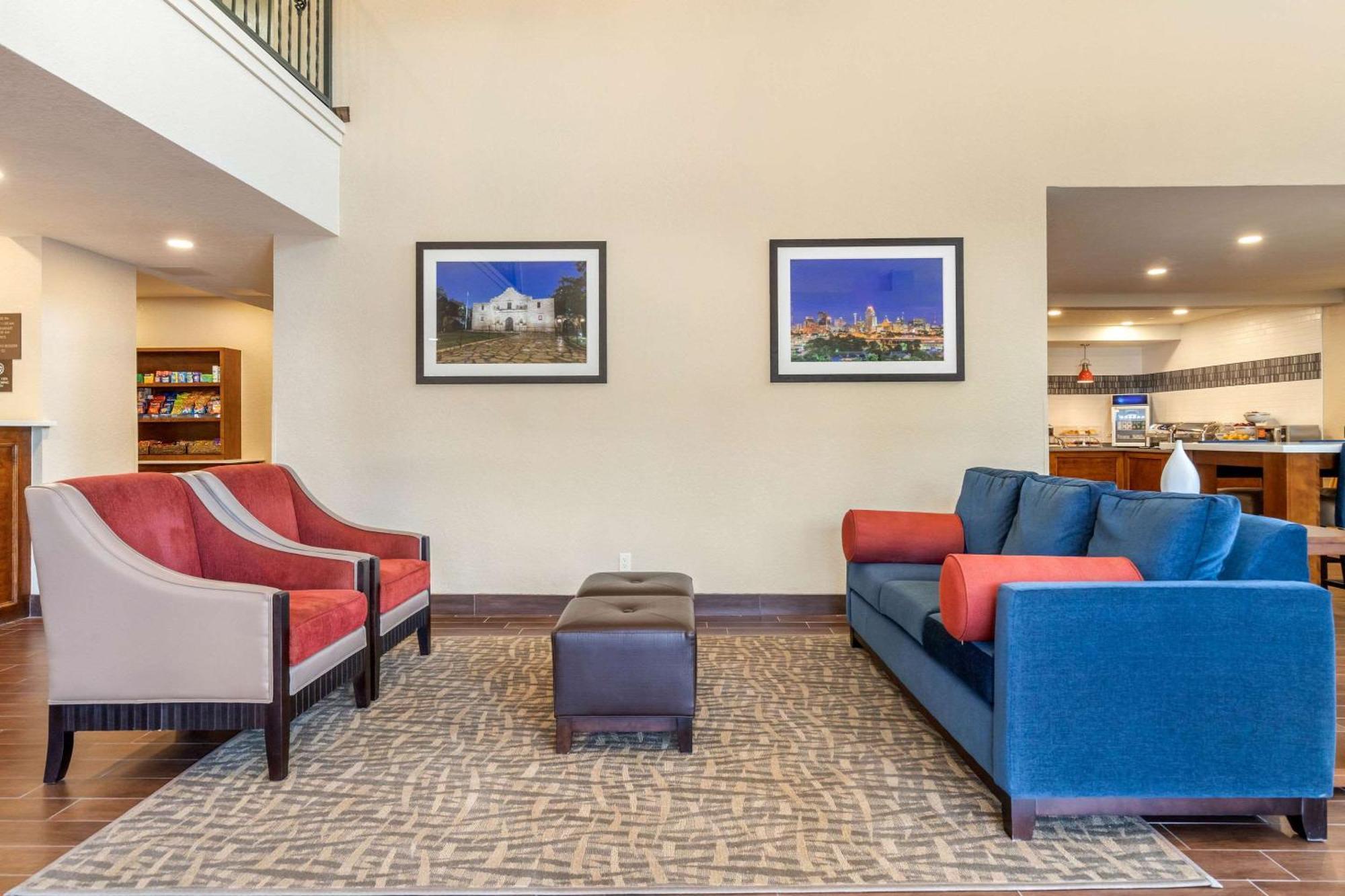 Comfort Suites San Antonio Airport North מראה חיצוני תמונה