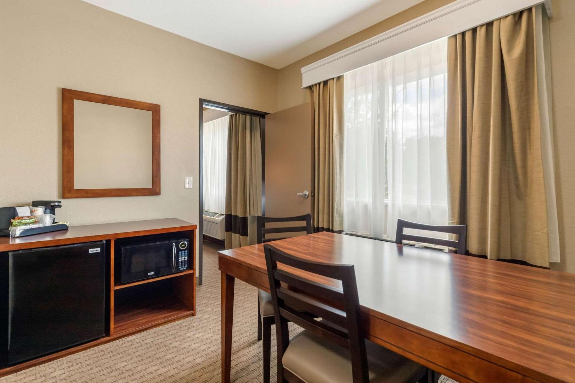 Comfort Suites San Antonio Airport North מראה חיצוני תמונה